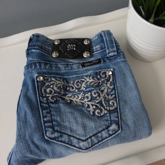 Miss Me Denim - Miss Me Cropped Size 27 Floral Bling Denim Jeans